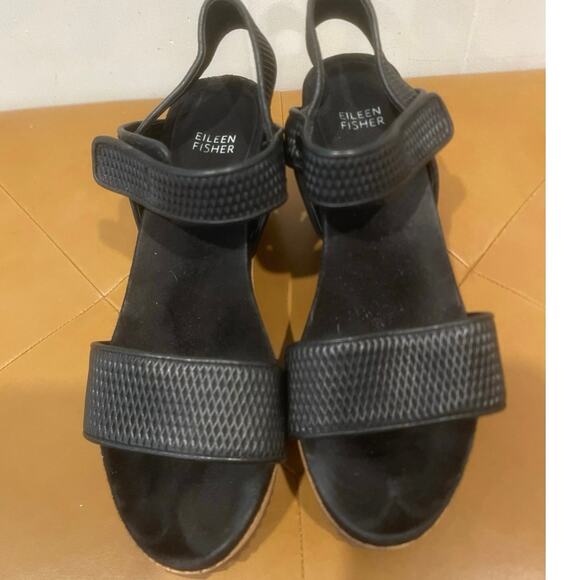 Eileen Fisher Demo Black Leather Cork Wedge Platform Sandals Easy Strap Size 8.5 - Picture 4 of 7